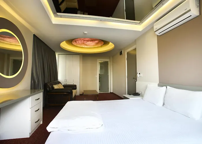 Is Hotel